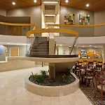 Holiday Inn Express Detroit-Warren (Gm Tech Ctr), an IHG hotel 