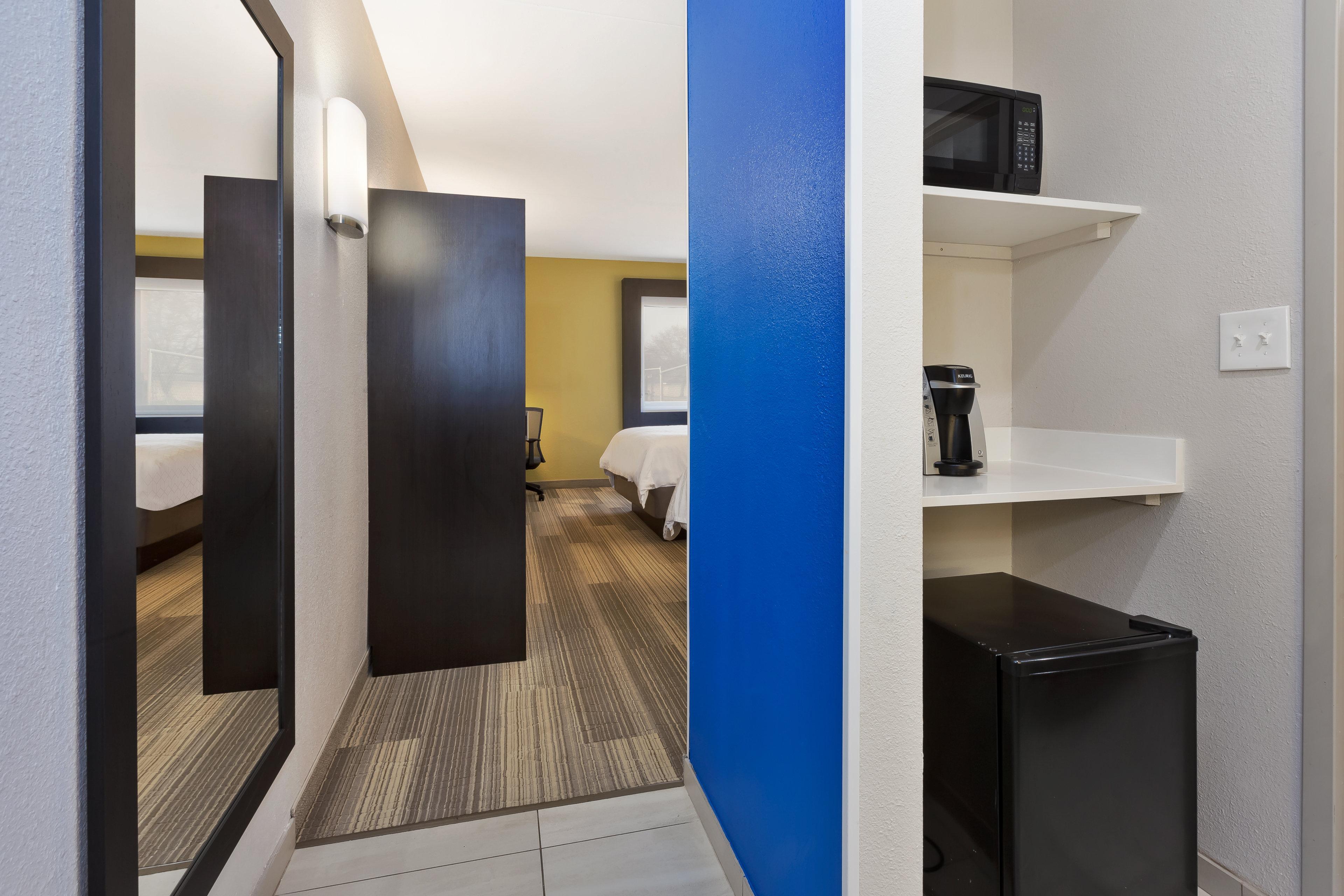 Express Detroit-warren/general Motors Technology Center By Ihg Hotel