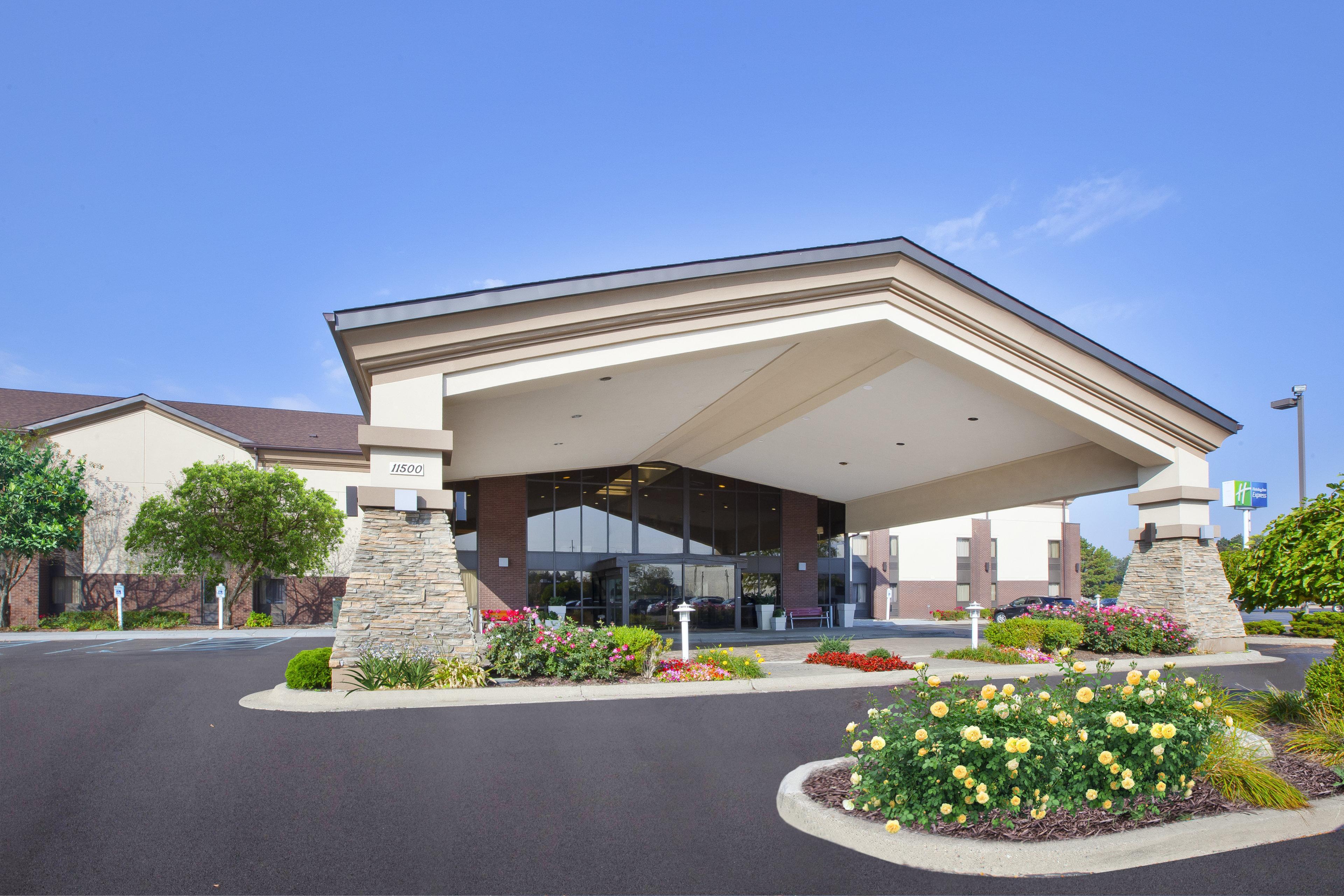 Hotel Express Detroit-warren/general Motors Technology Center By Ihg Warren