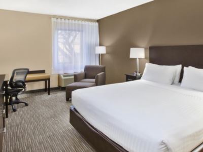 Express Detroit-warren/general Motors Technology Center By Ihg